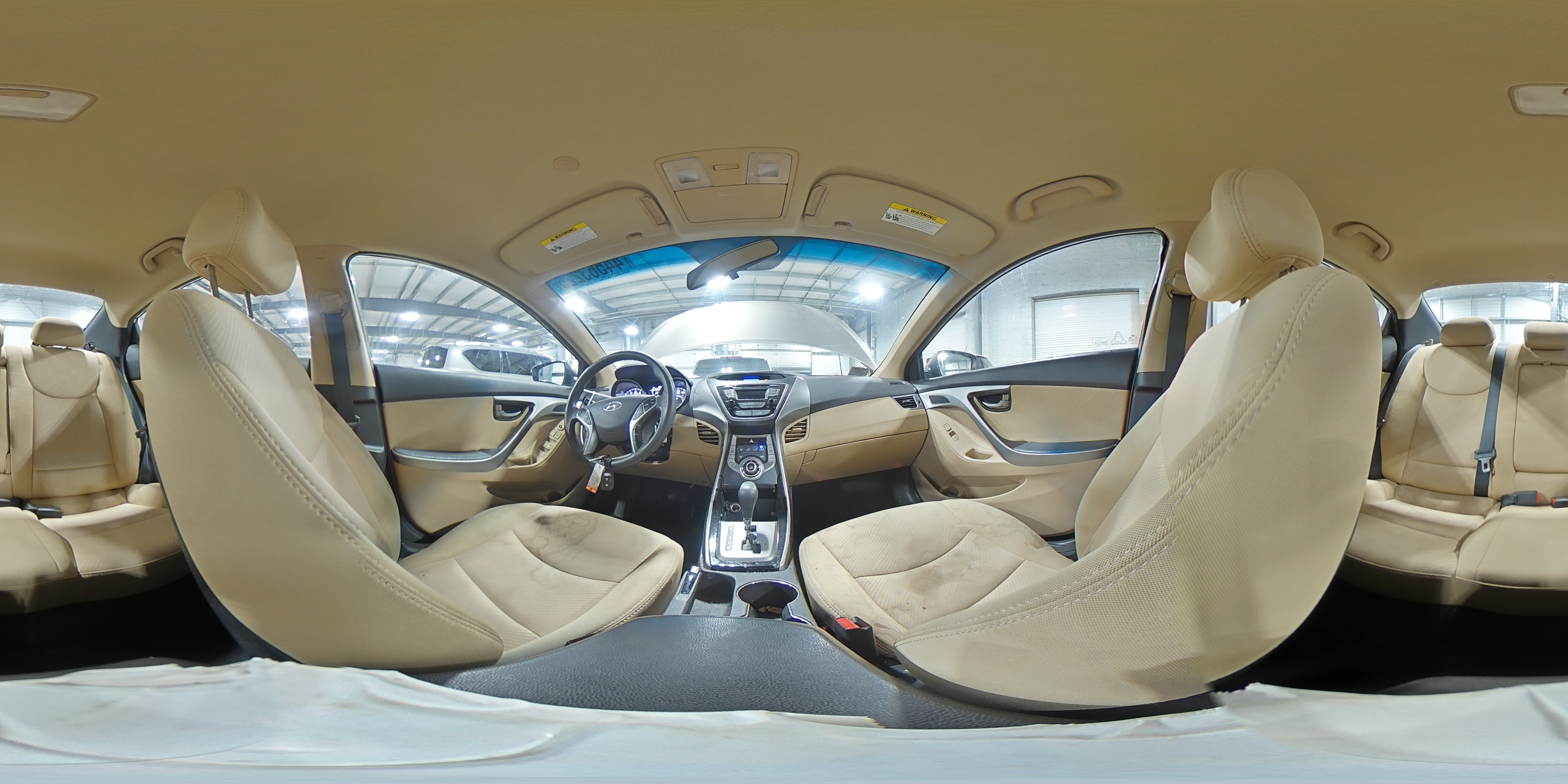 2013 Hyundai Elantra - Image 14