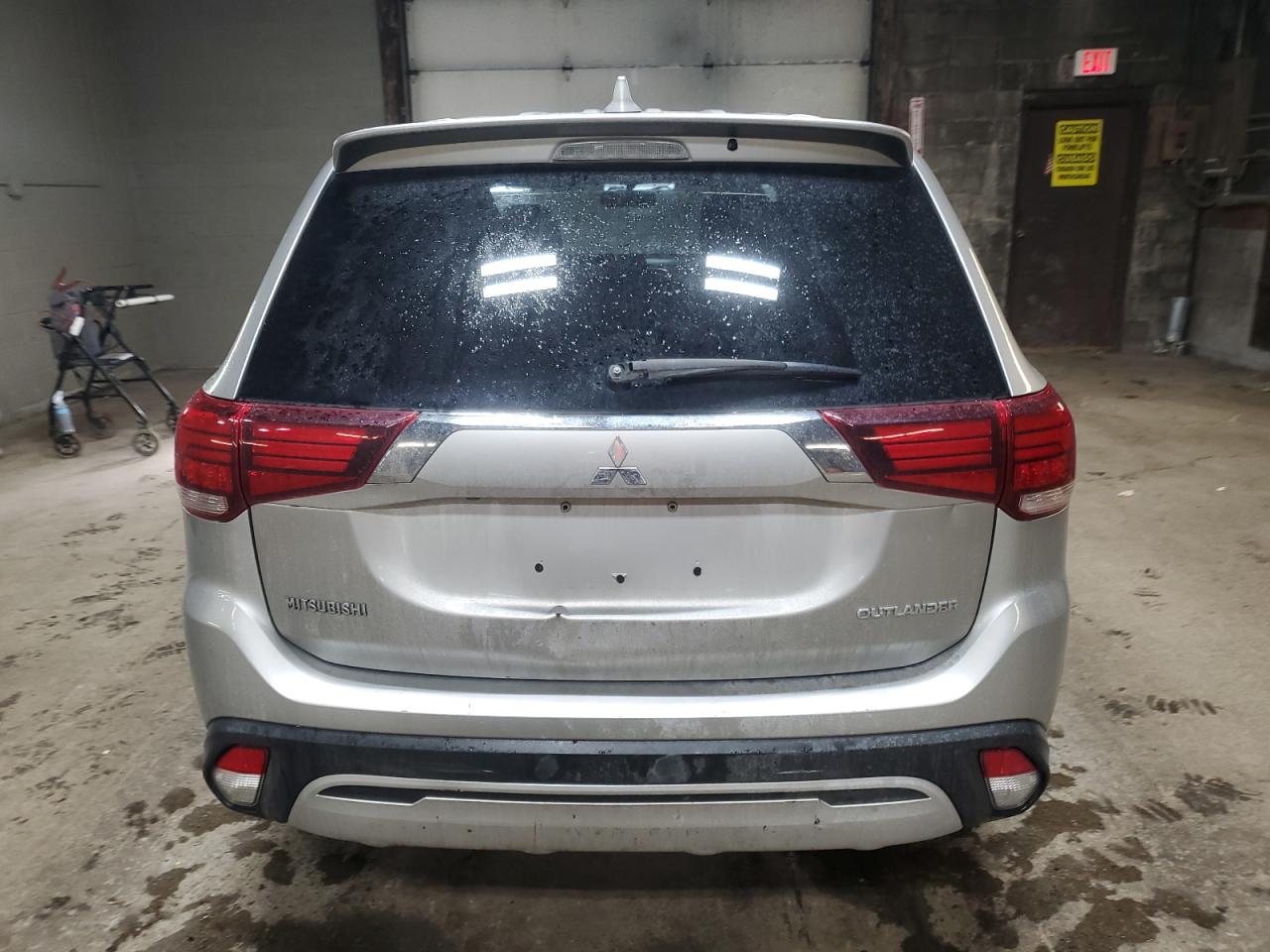2019 Mitsubishi Outlander - Image 6