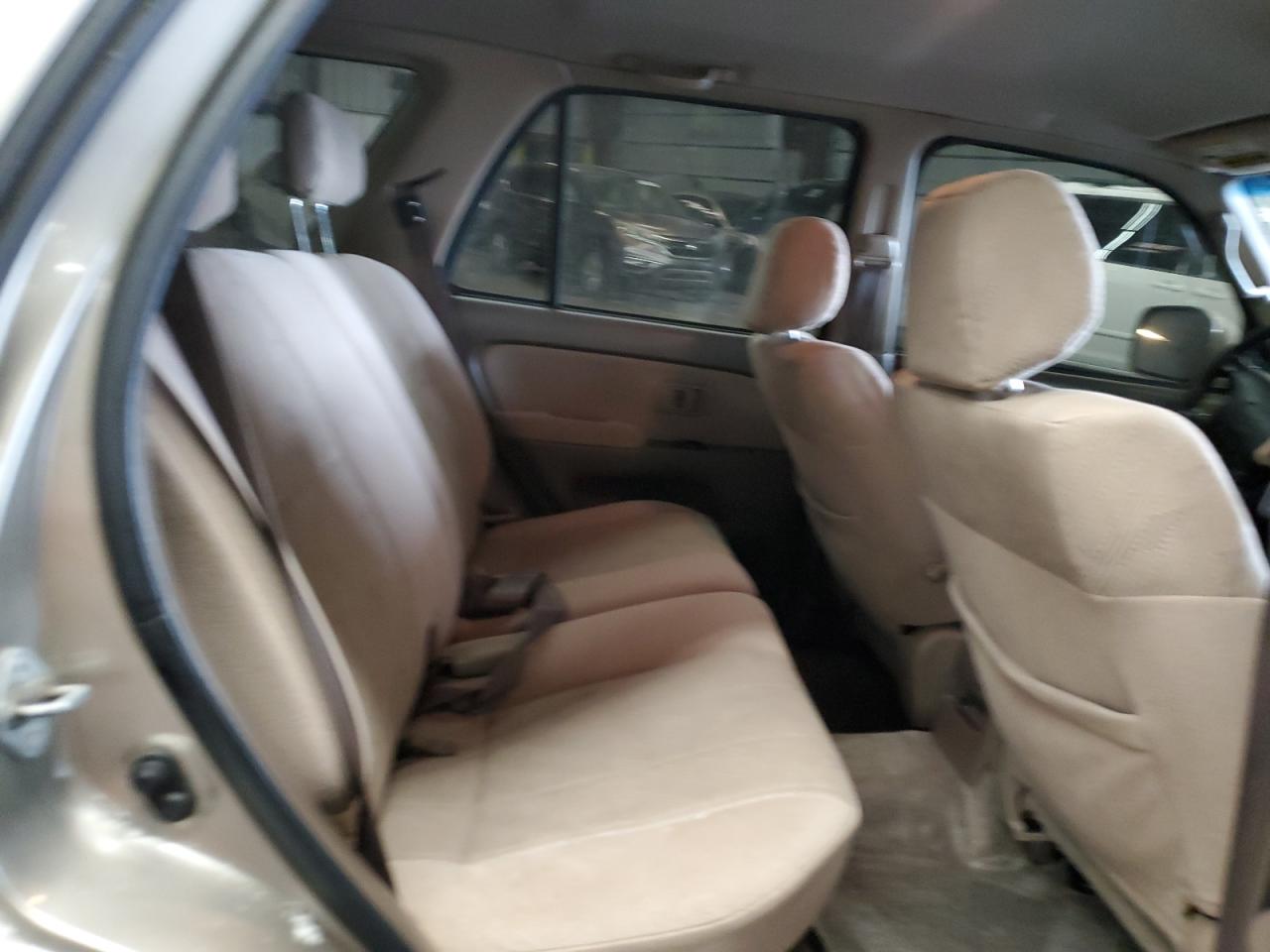 2002 Toyota 4Runner - Image 11