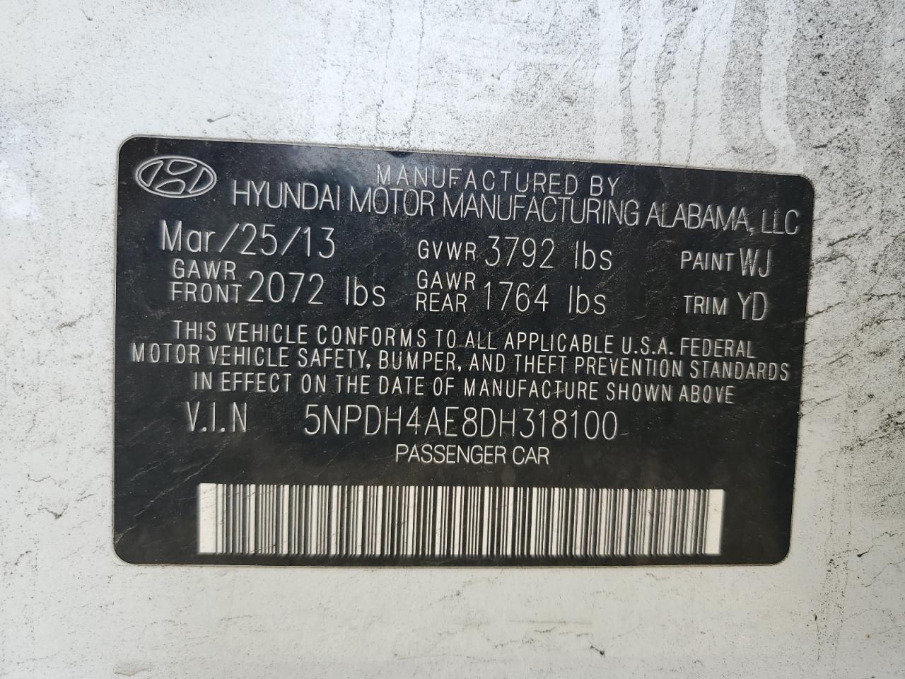 2013 Hyundai Elantra - Image 14