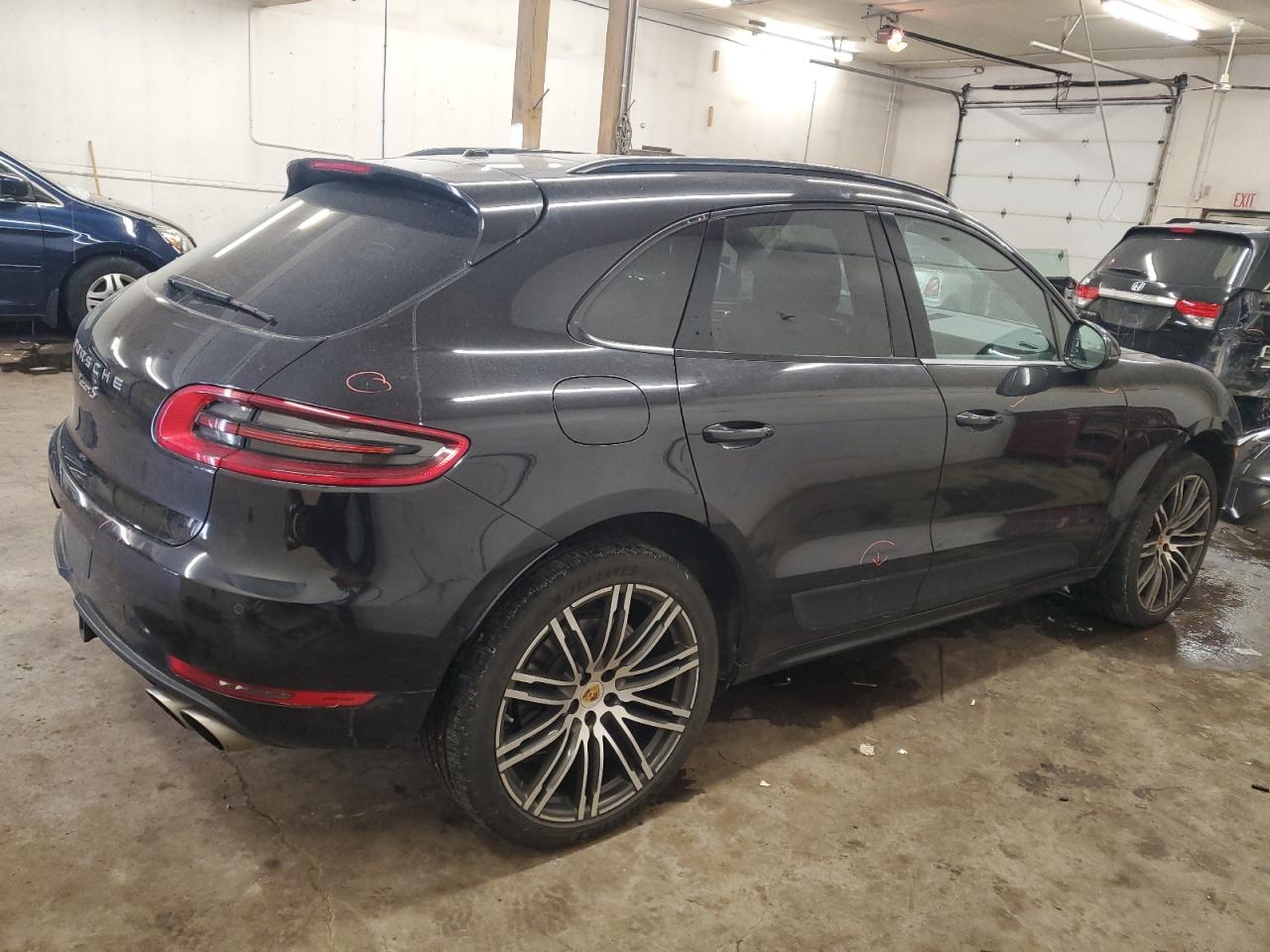 2017 Porsche Macan - Image 3