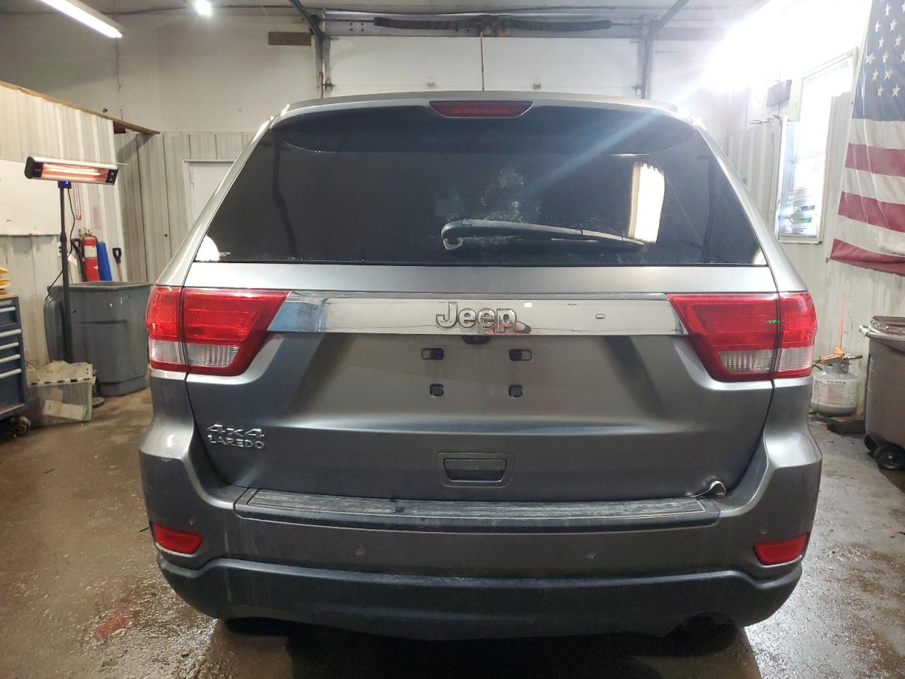 2011 Jeep Grand Cherokee - Image 6