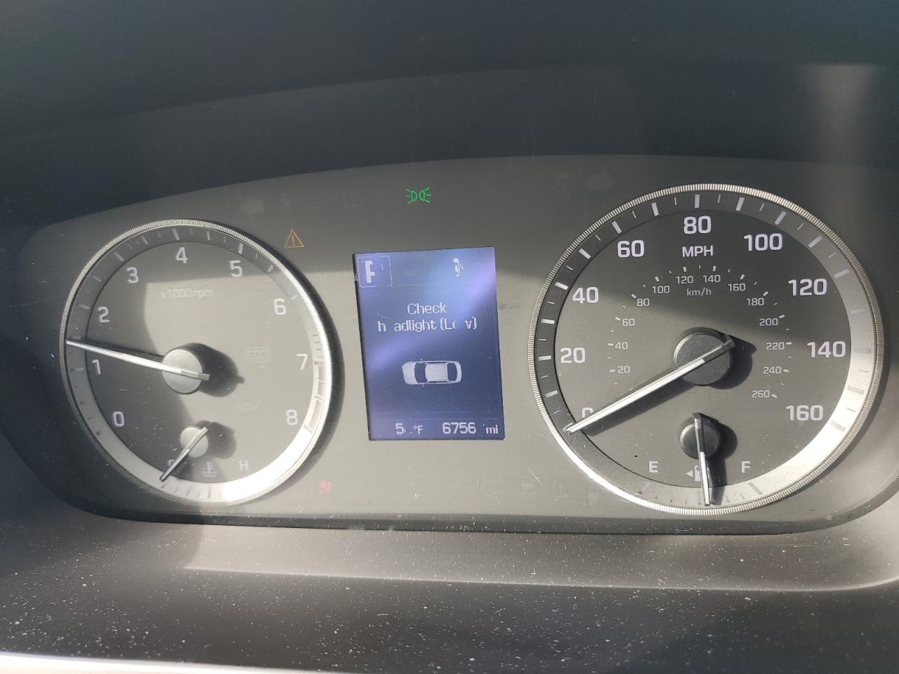 2017 Hyundai Sonata - Image 9