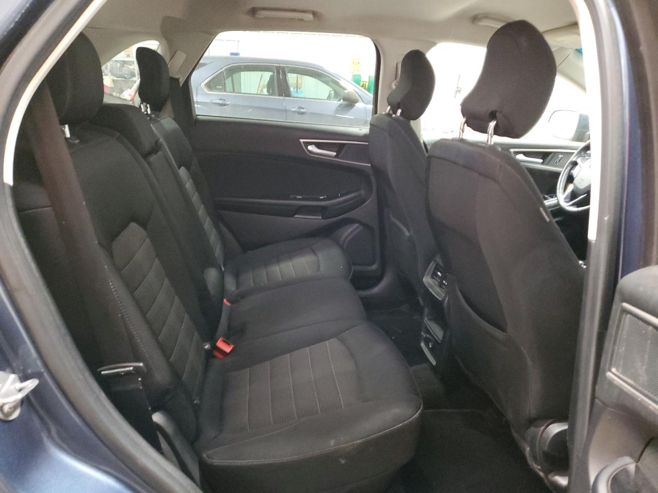 2018 Ford Edge - Image 11