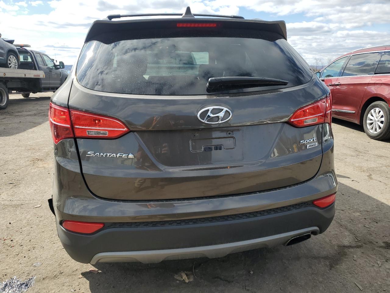 2014 Hyundai Santa Fe - Image 6