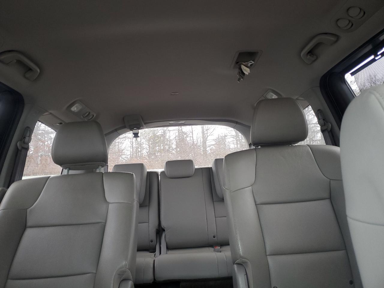 2013 Honda Odyssey - Image 10