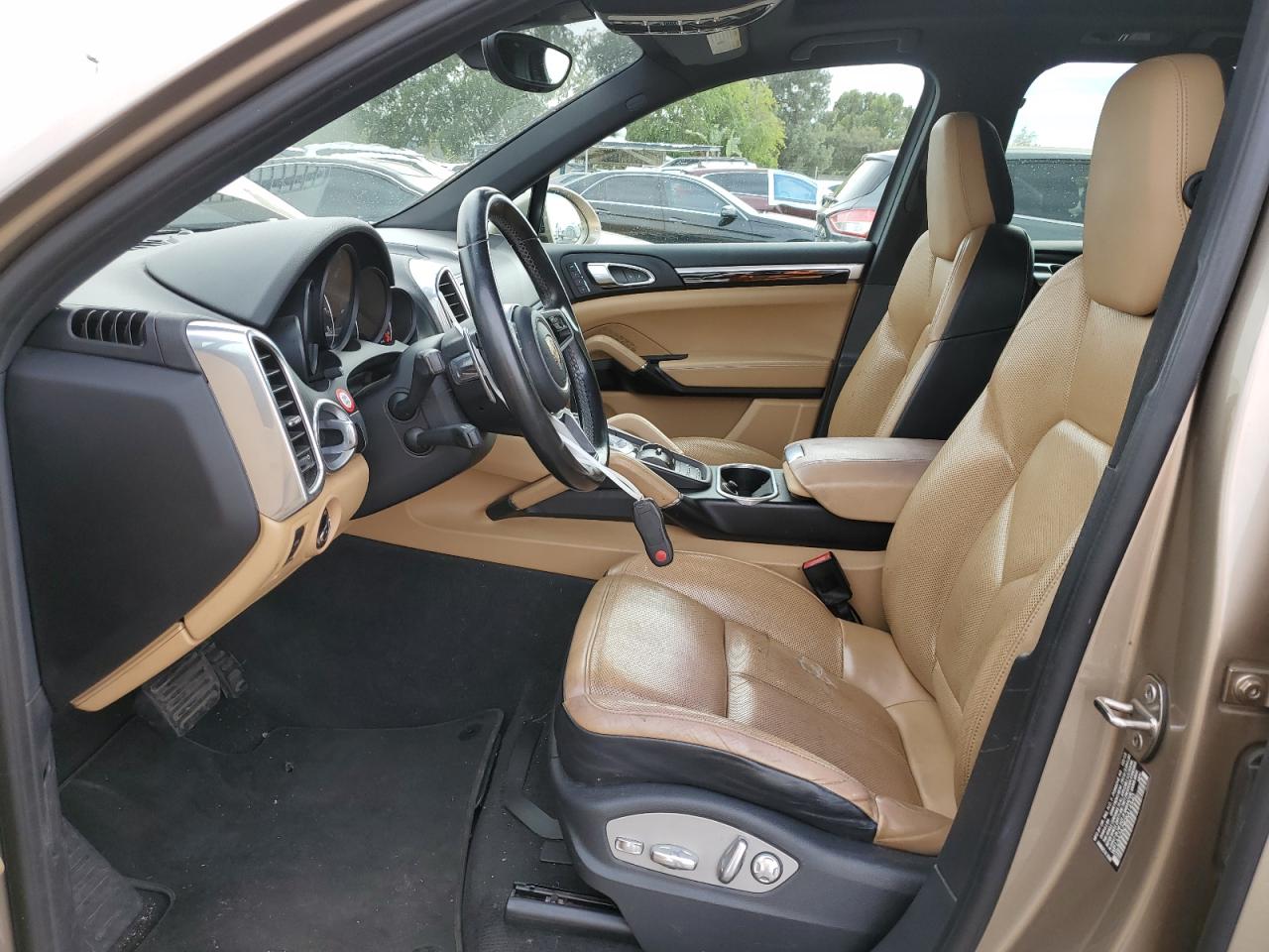 2016 Porsche Cayenne - Image 7