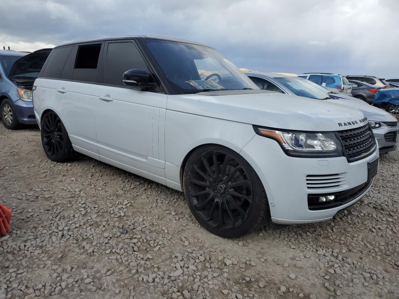 2016 Land Rover Range Rover - Image 4