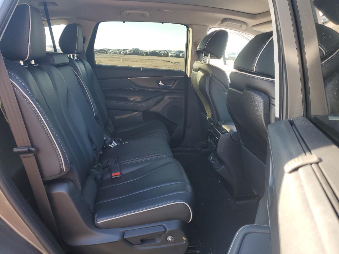 2022 Acura MDX - Image 11