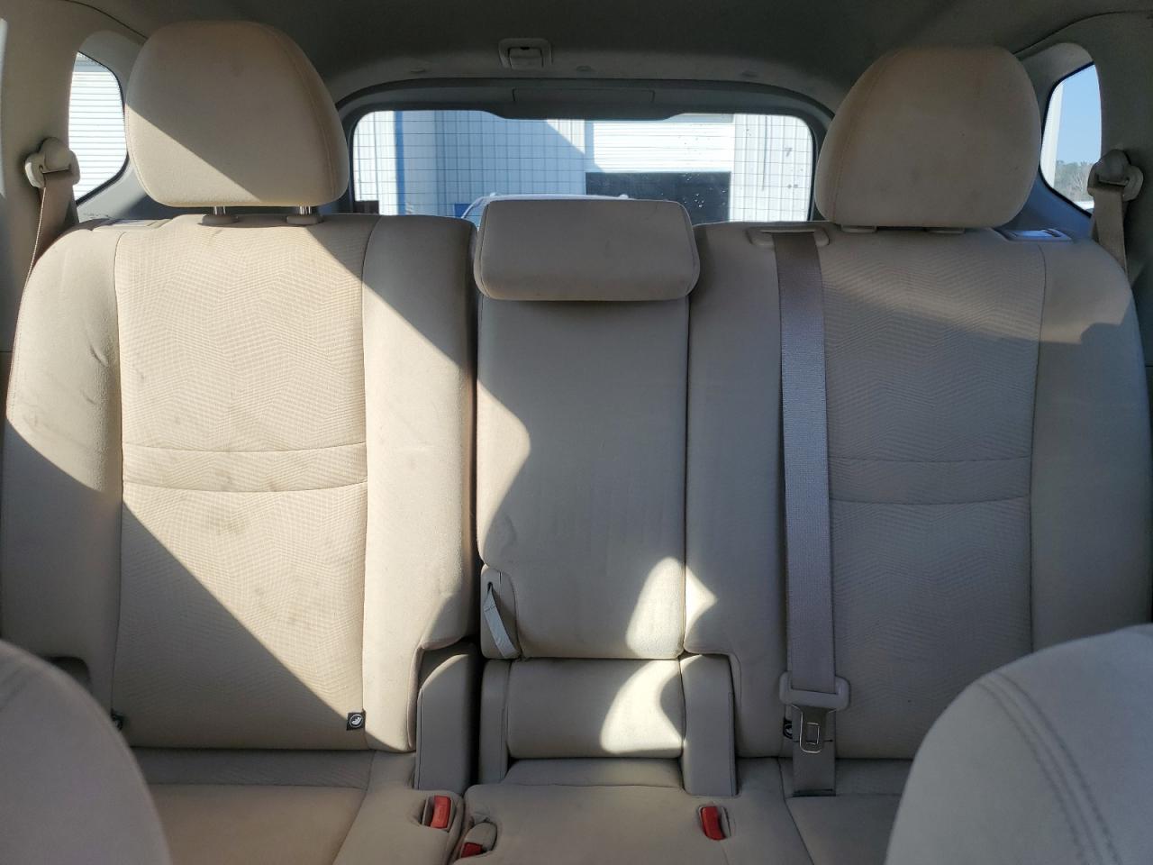 2016 Nissan Rogue - Image 10