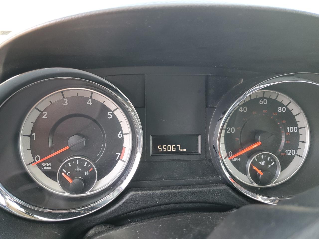 2019 Dodge Caravan - Image 9