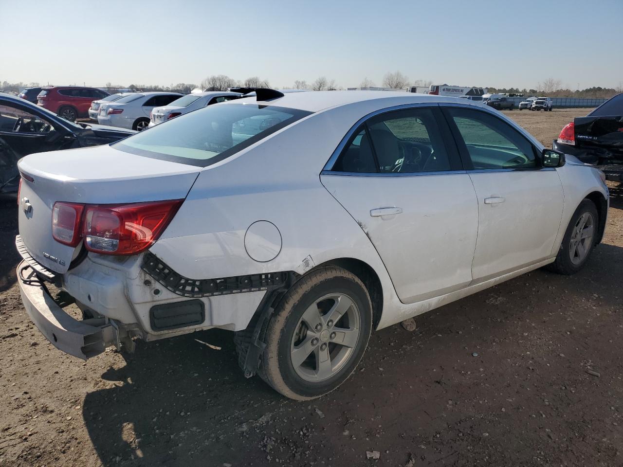 2015 Chevrolet Malibu - Image 3