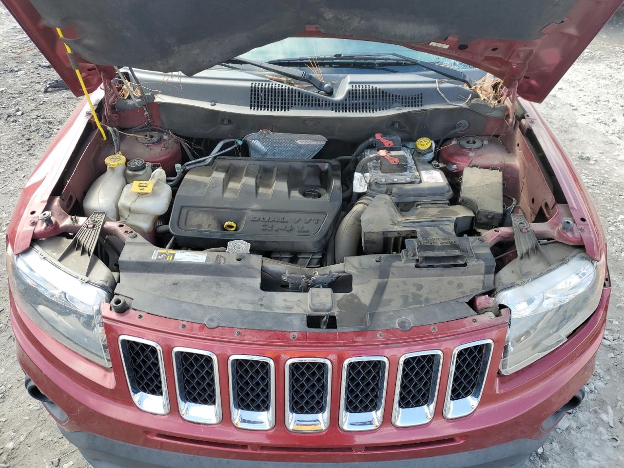 2017 Jeep Compass - Image 11