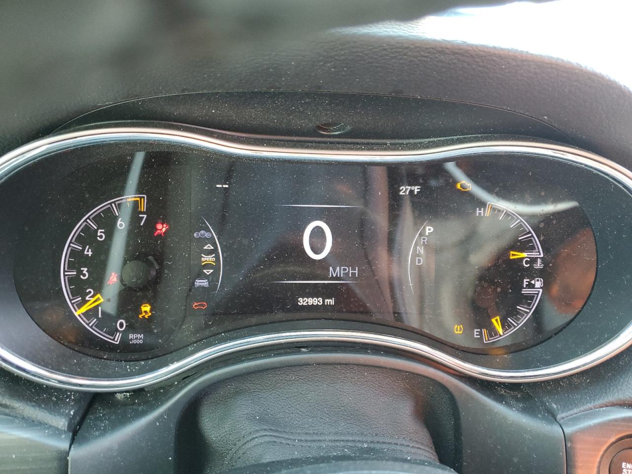 2020 Jeep Grand Cherokee - Image 9