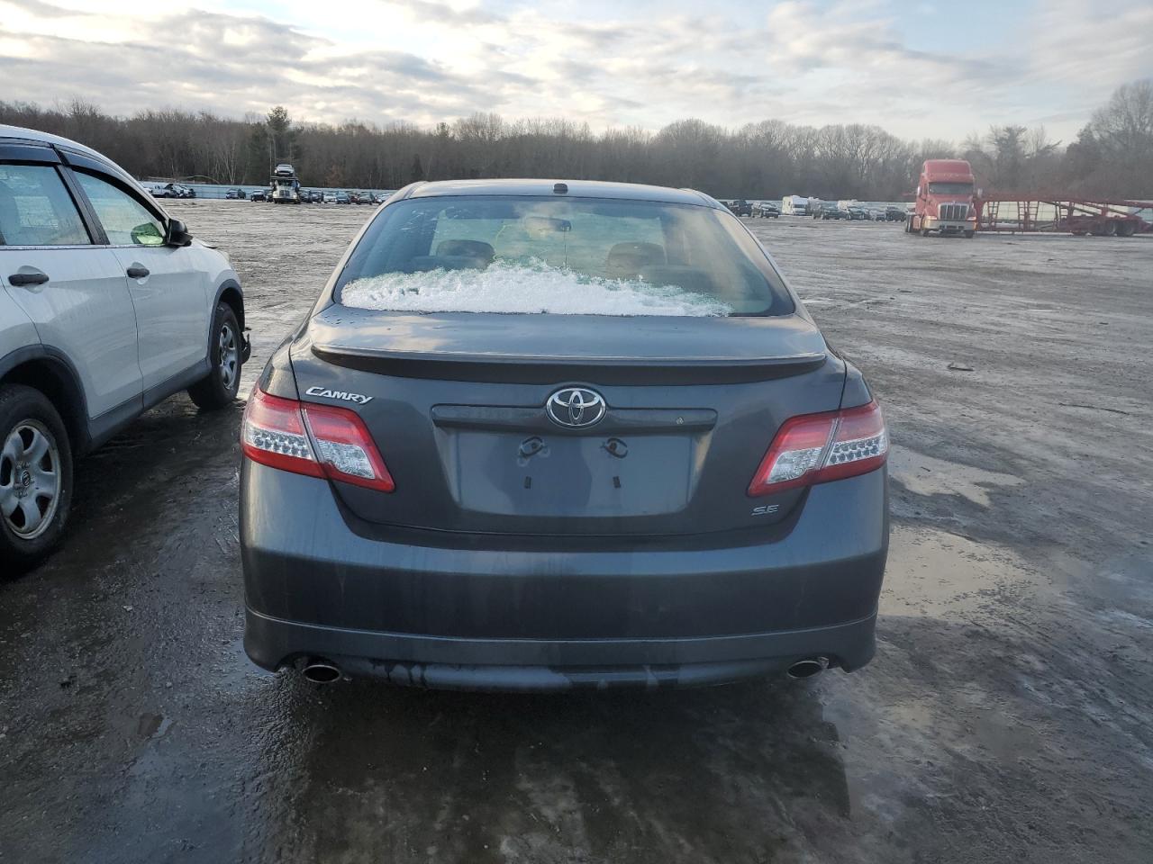 2010 Toyota Camry - Image 6