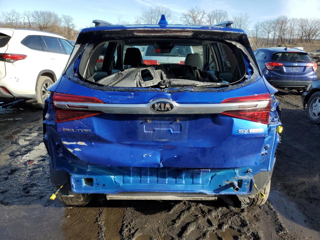 2021 Kia Seltos - Image 6
