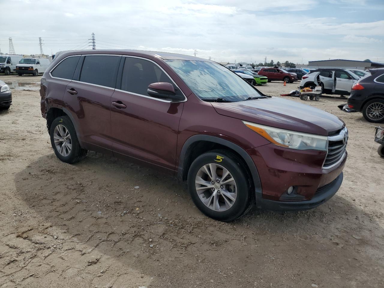 2015 Toyota Highlander - Image 4