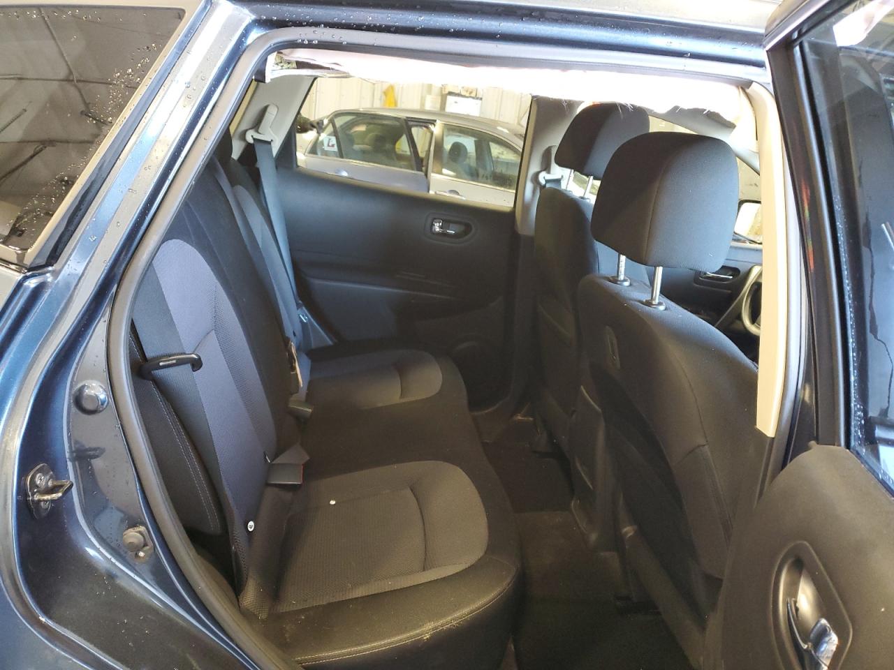 2012 Nissan Rogue - Image 11