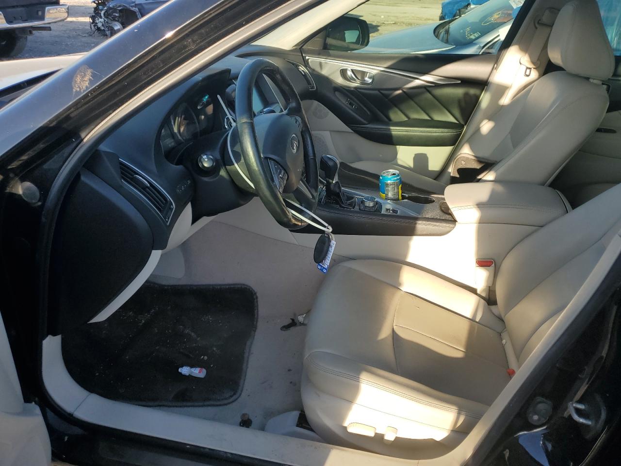 2015 Infiniti Q50 - Image 7