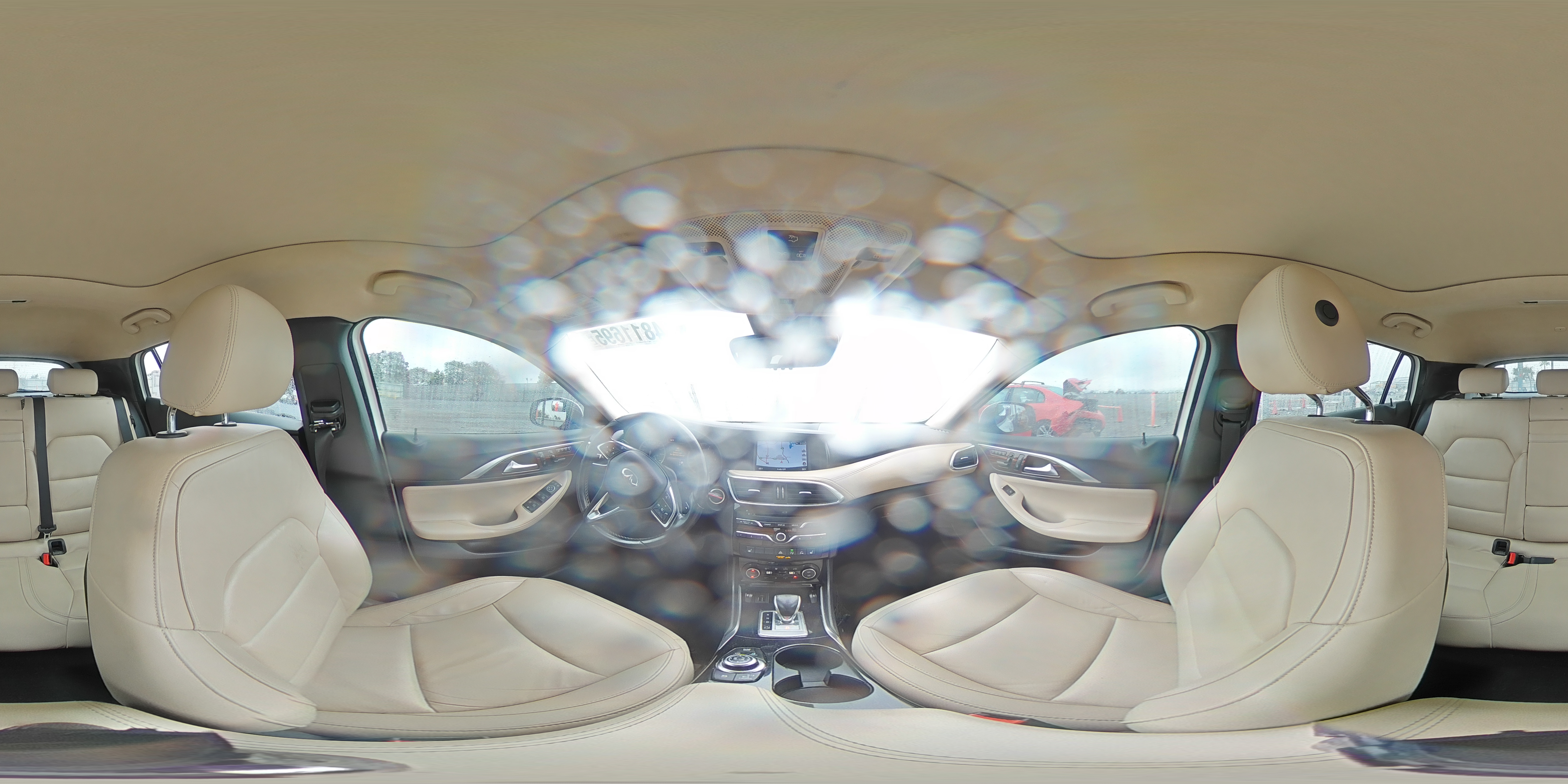 2017 Infiniti QX30 - Image 14