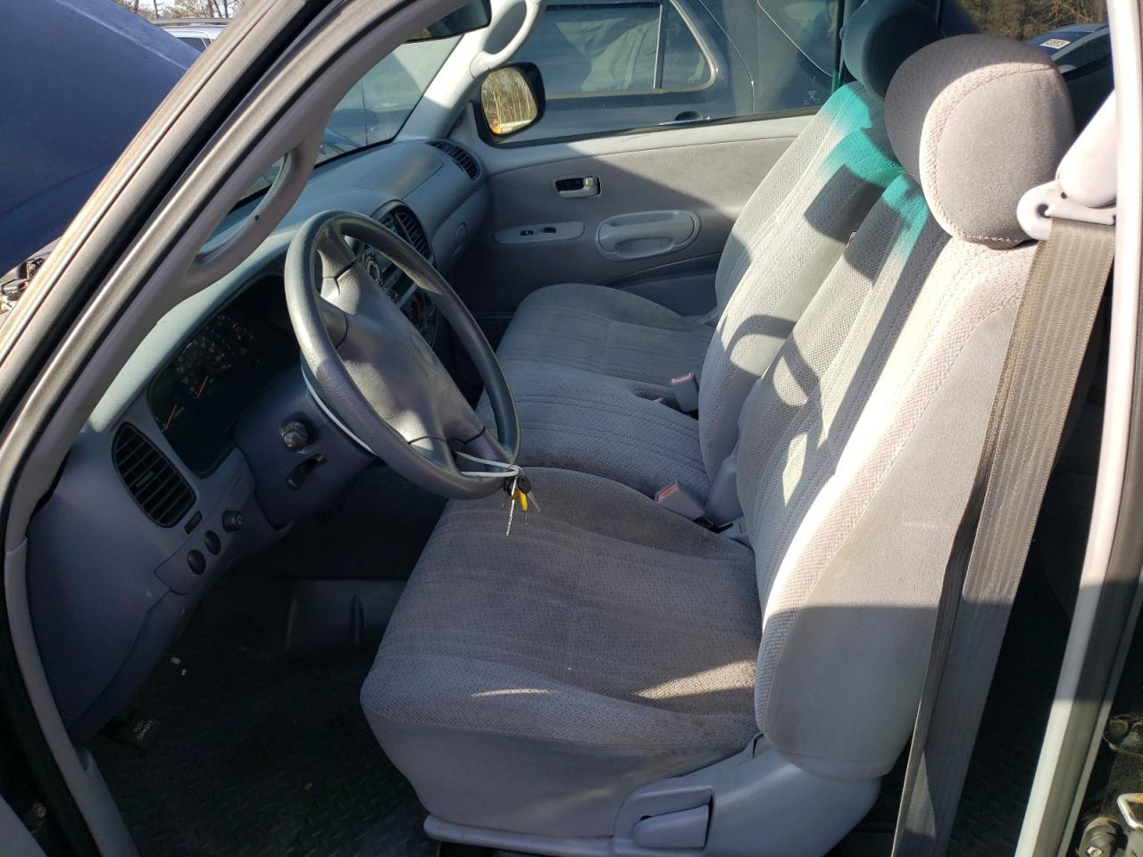 2002 Toyota Tundra - Image 7