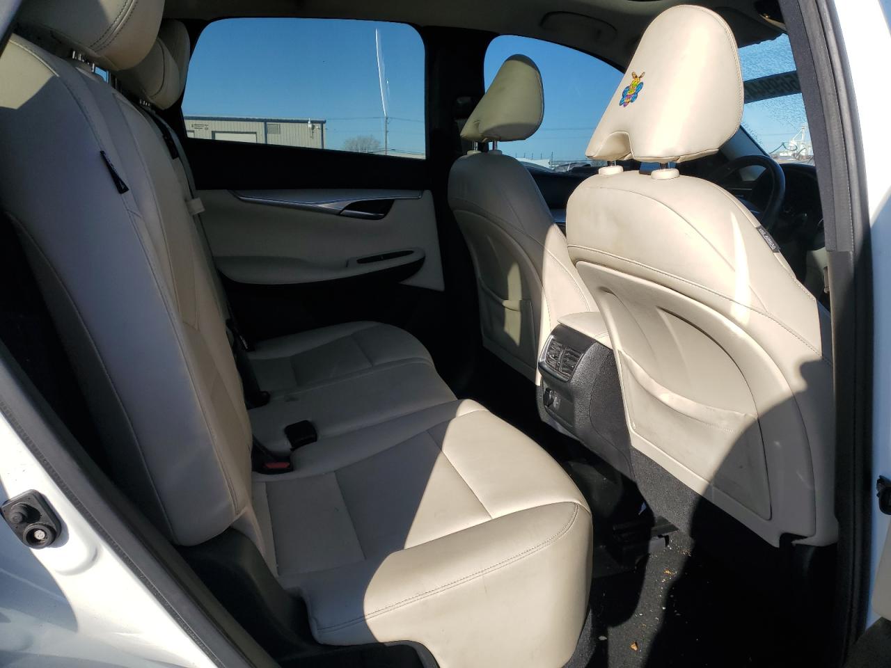 2021 Infiniti QX50 - Image 11