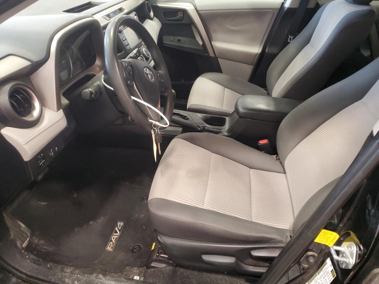 2013 Toyota RAV 4 - Image 7