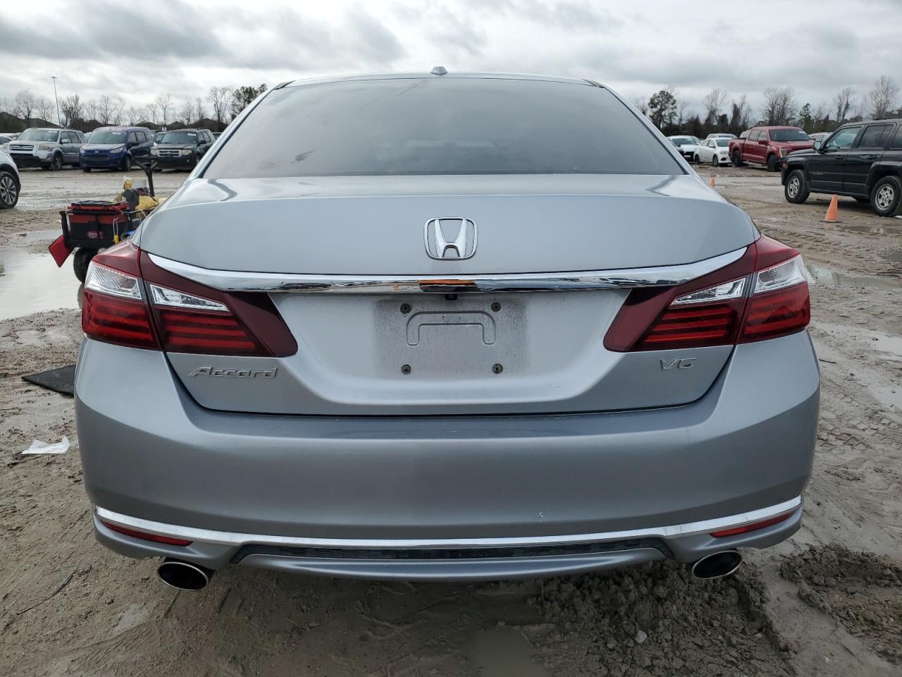2017 Honda Accord - Image 6