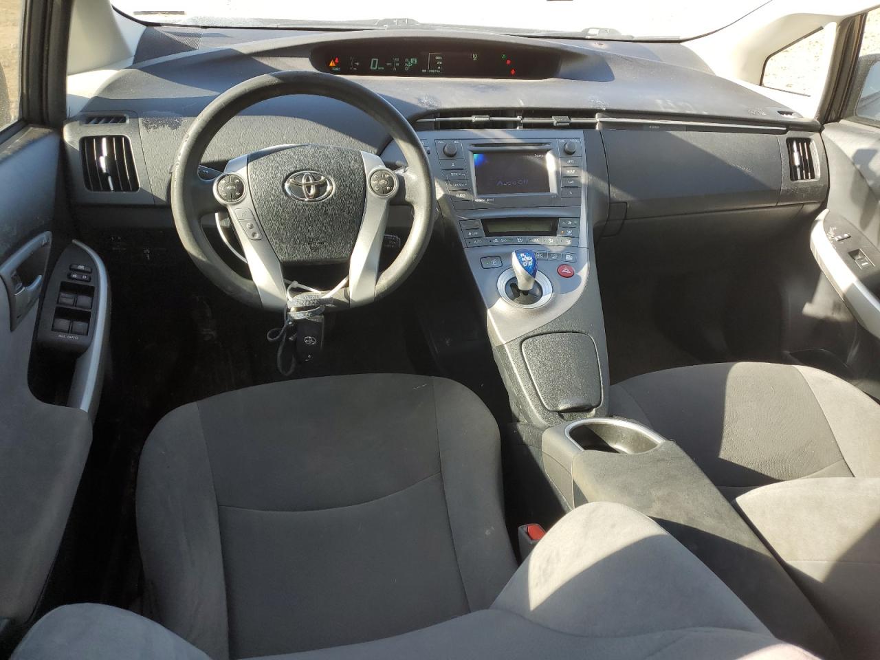 2014 Toyota Prius - Image 8