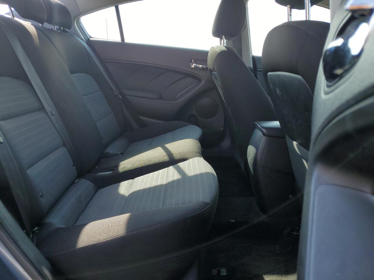 2018 Kia Forte - Image 10