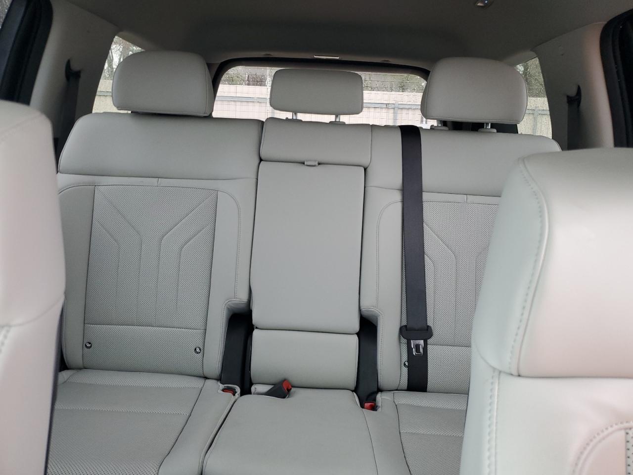 2024 Hyundai Santa Fe - Image 10