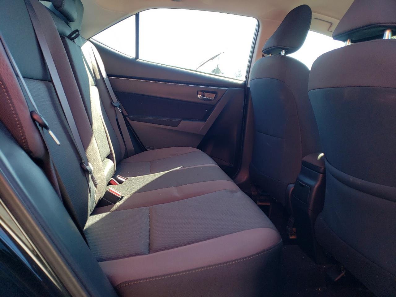 2017 Toyota Corolla - Image 10