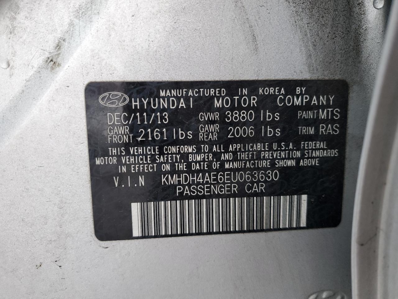 2014 Hyundai Elantra - Image 12