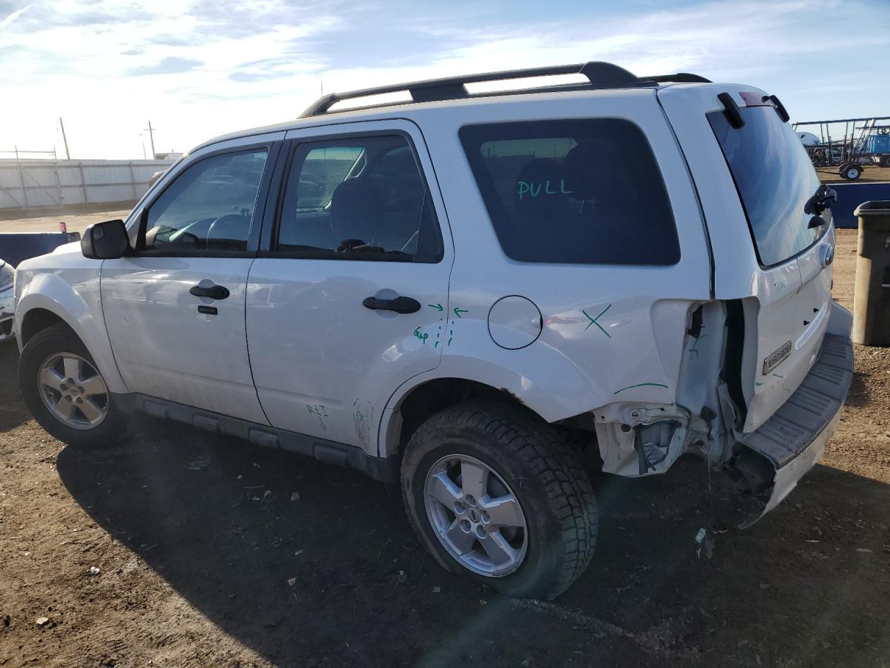 2011 Ford Escape - Image 2
