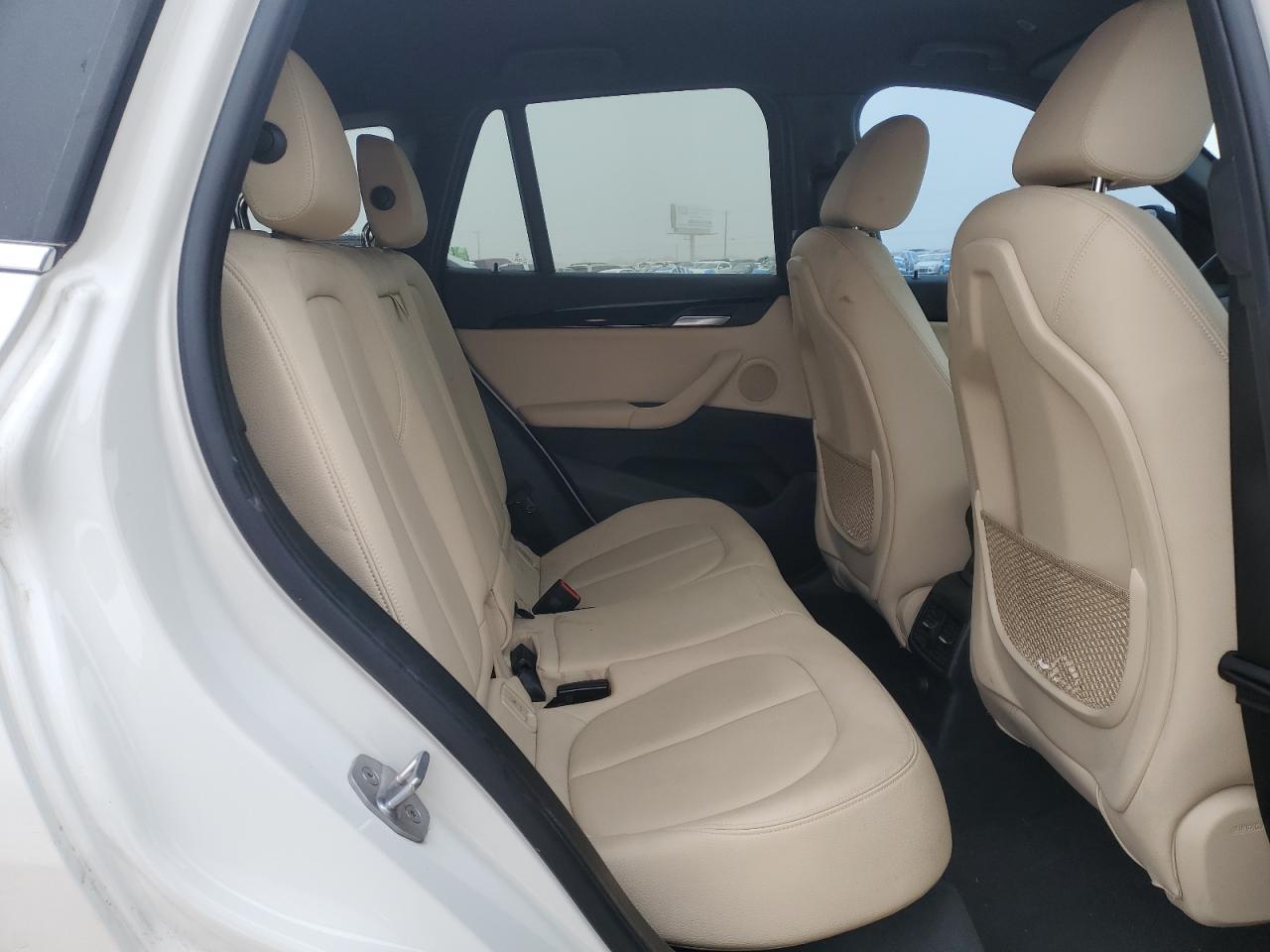 2017 BMW X1 - Image 11