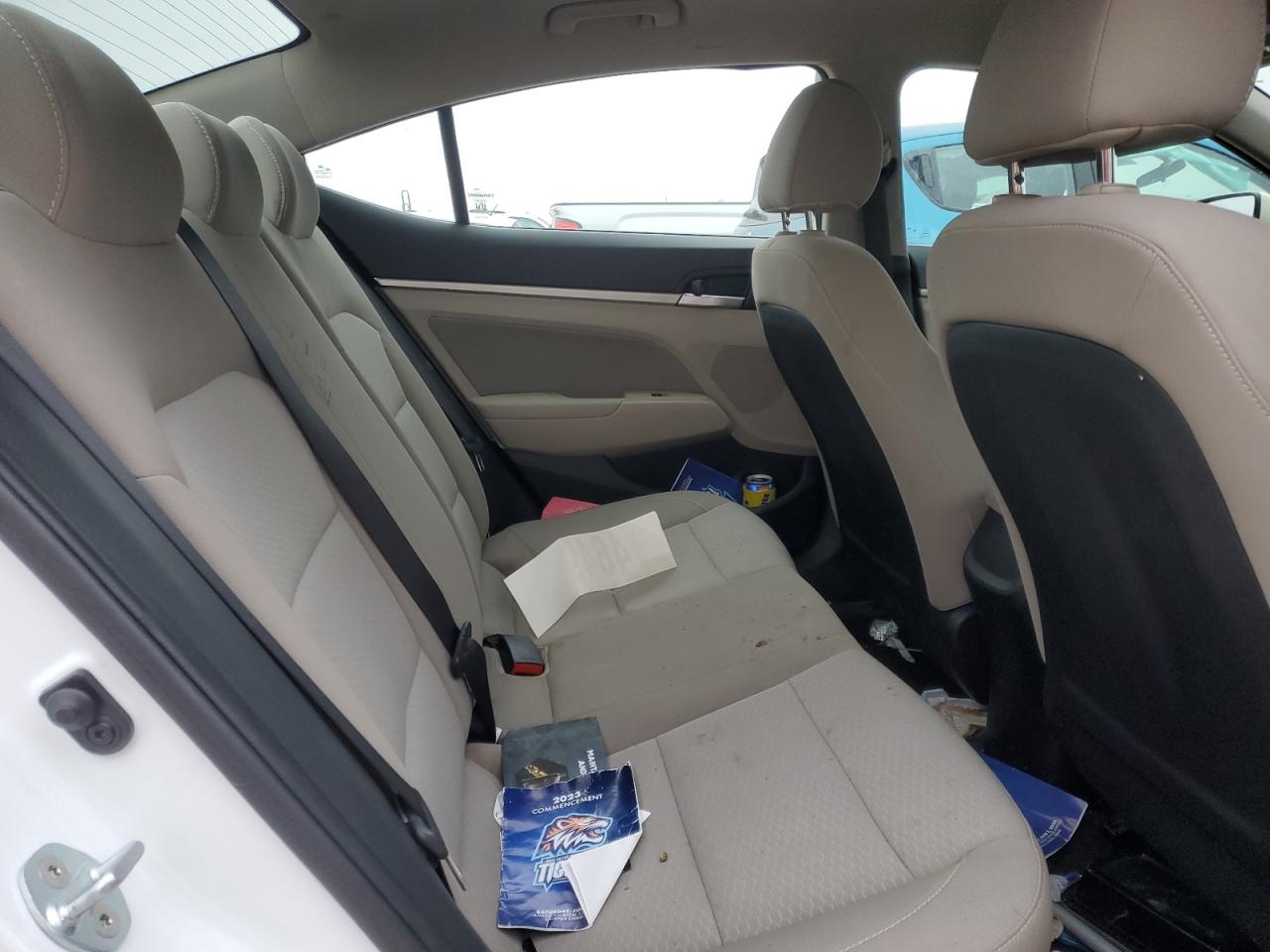 2019 Hyundai Elantra - Image 10