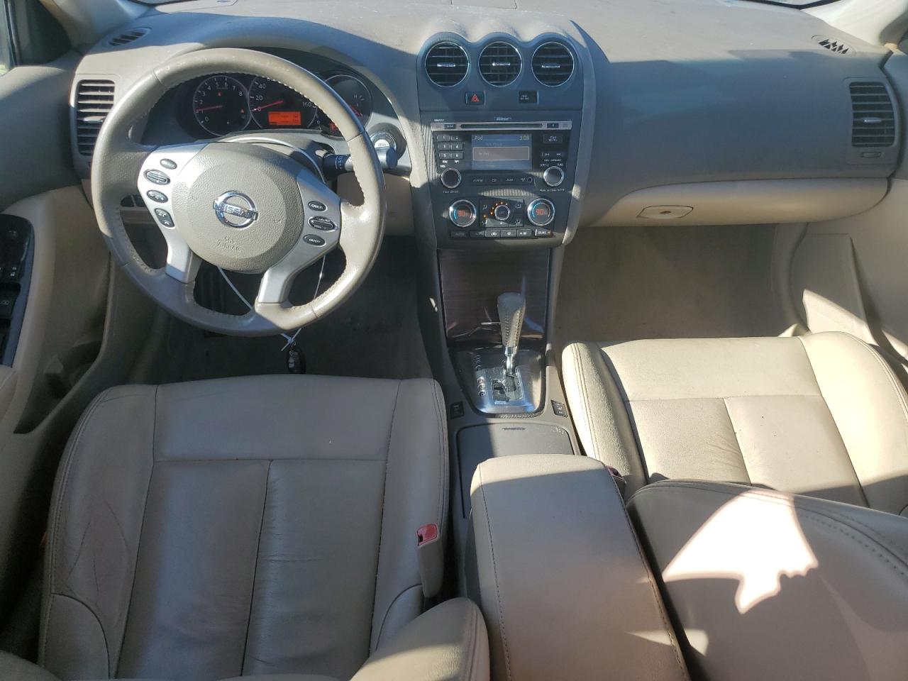 2011 Nissan Altima - Image 8
