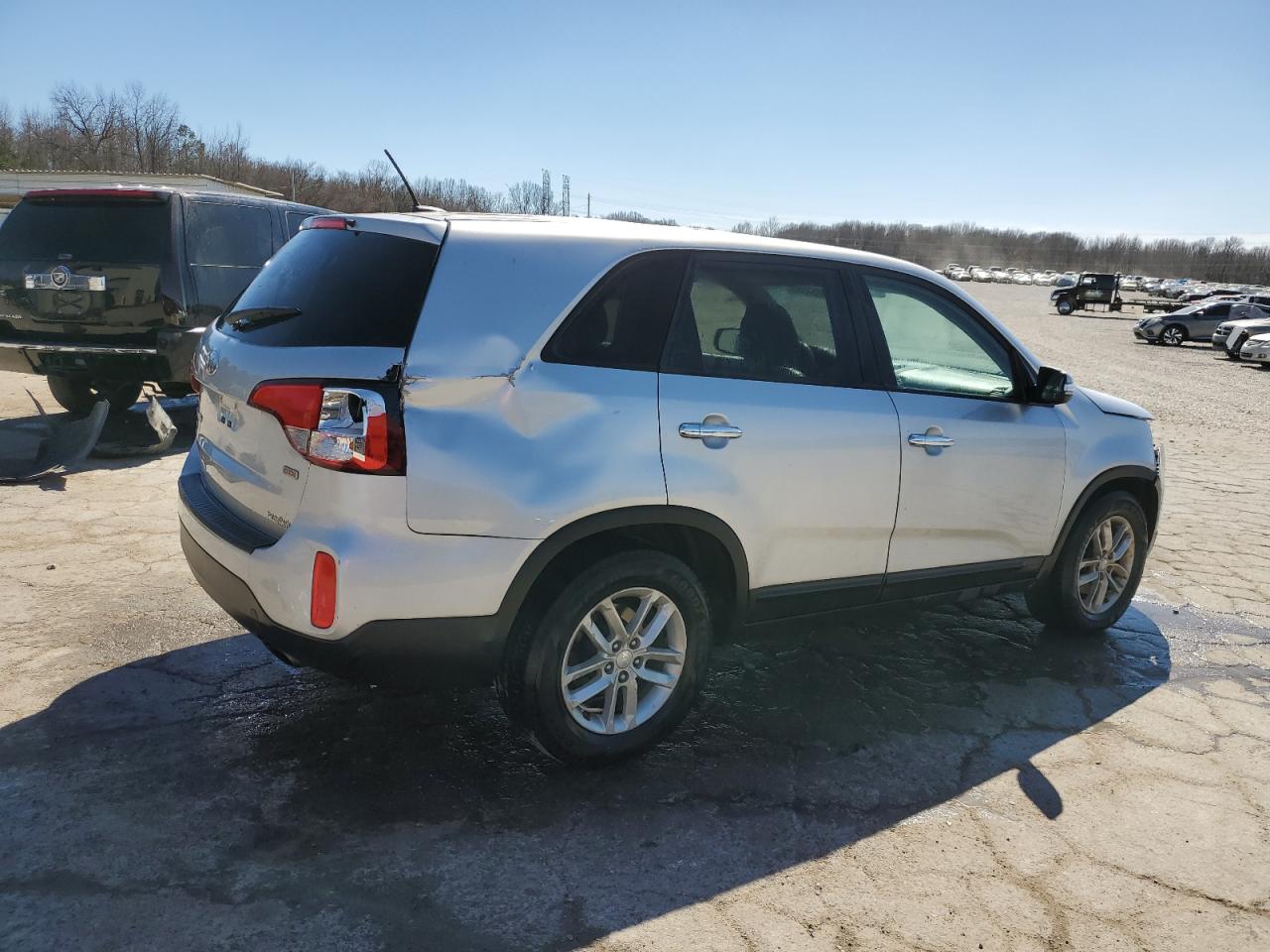 2014 Kia Sorento - Image 3