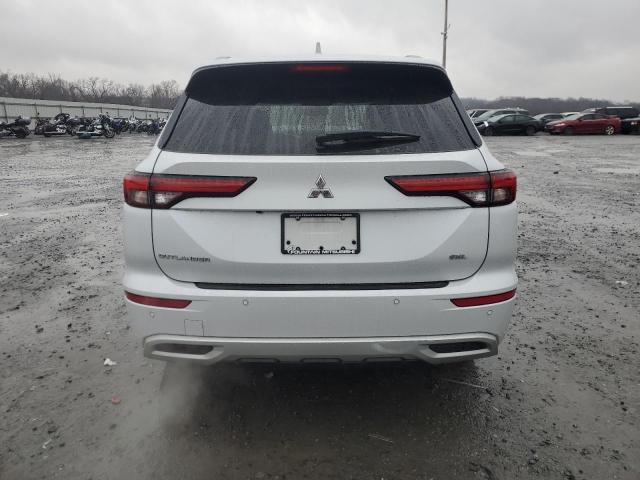  MITSUBISHI OUTLANDER 2022 White