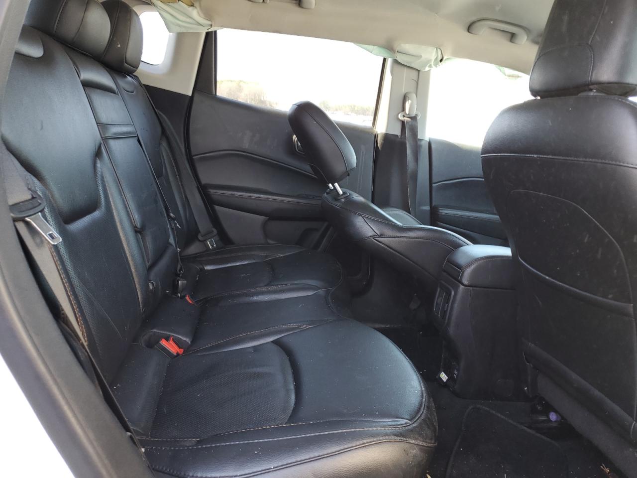 2019 Jeep Compass - Image 12