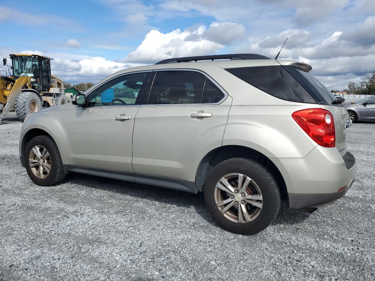 2013 Chevrolet Equinox - Image 2