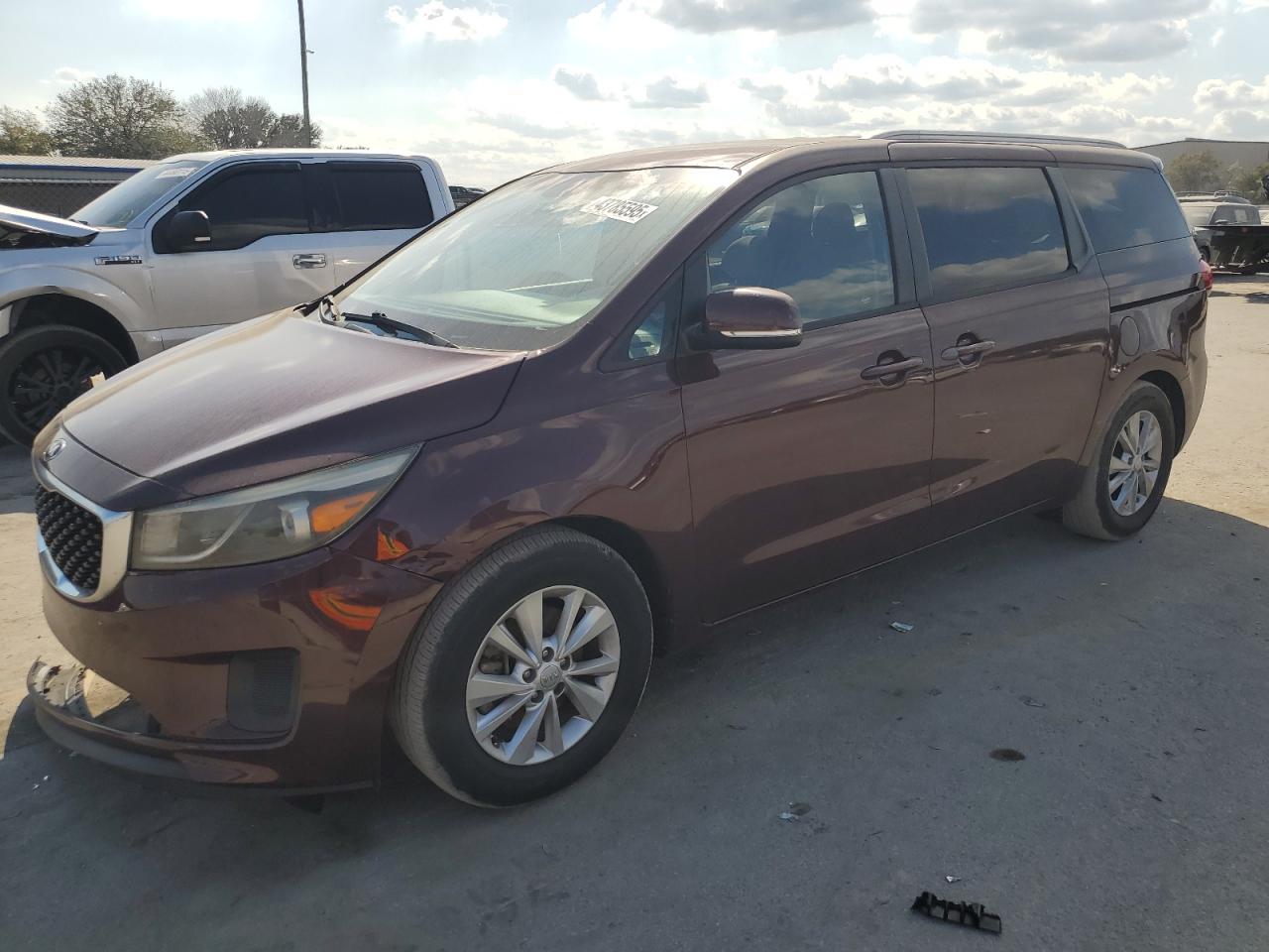 2015 Kia Sedona - Image 1