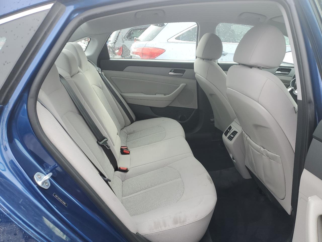 2019 Hyundai Sonata - Image 10