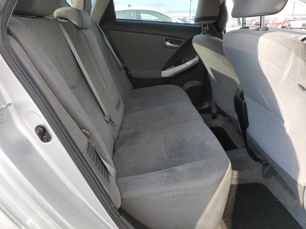 2014 Toyota Prius - Image 10