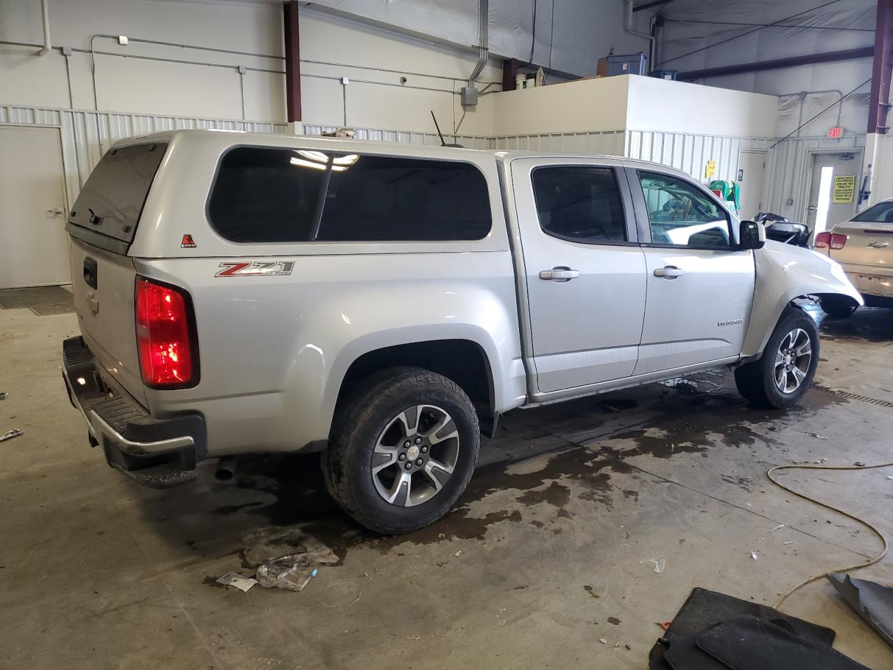 2015 Chevrolet Colorado - Image 3