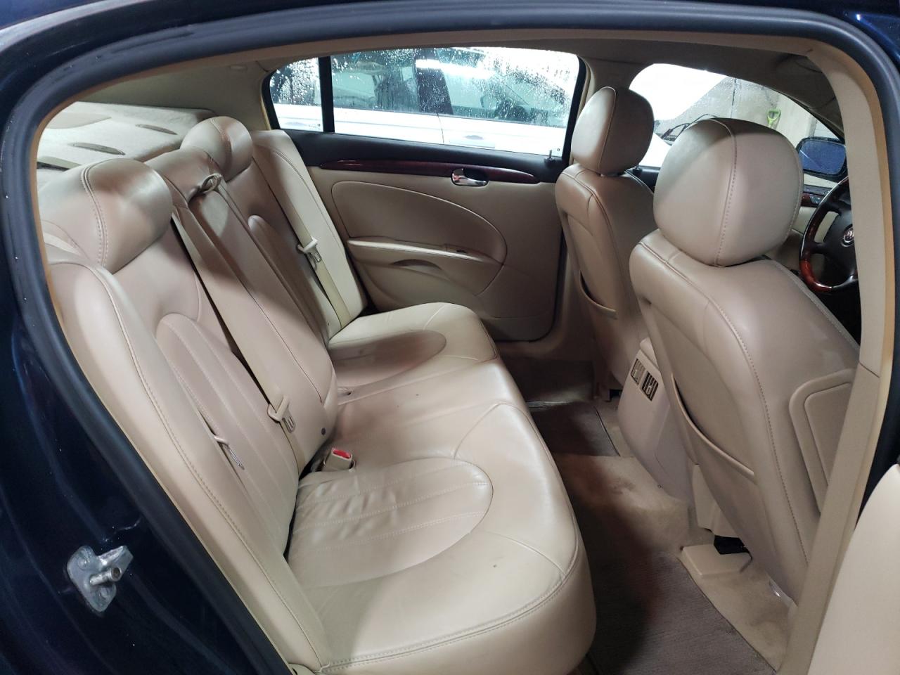 2008 Buick Lucerne - Image 10