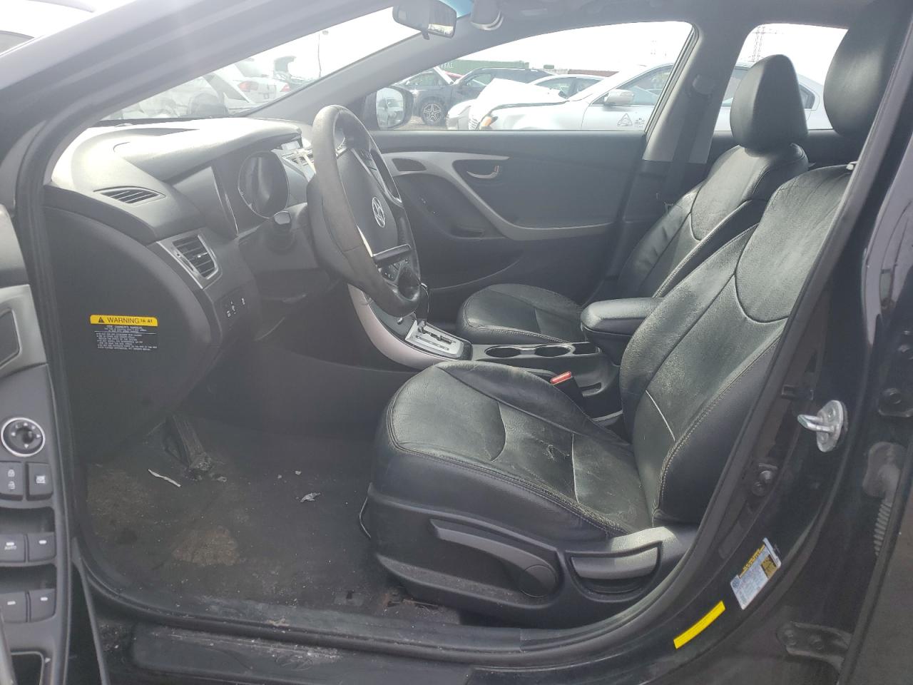 2012 Hyundai Elantra - Image 7