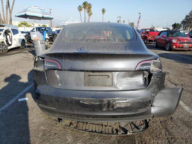  TESLA MODEL 3 2023 Серебристый