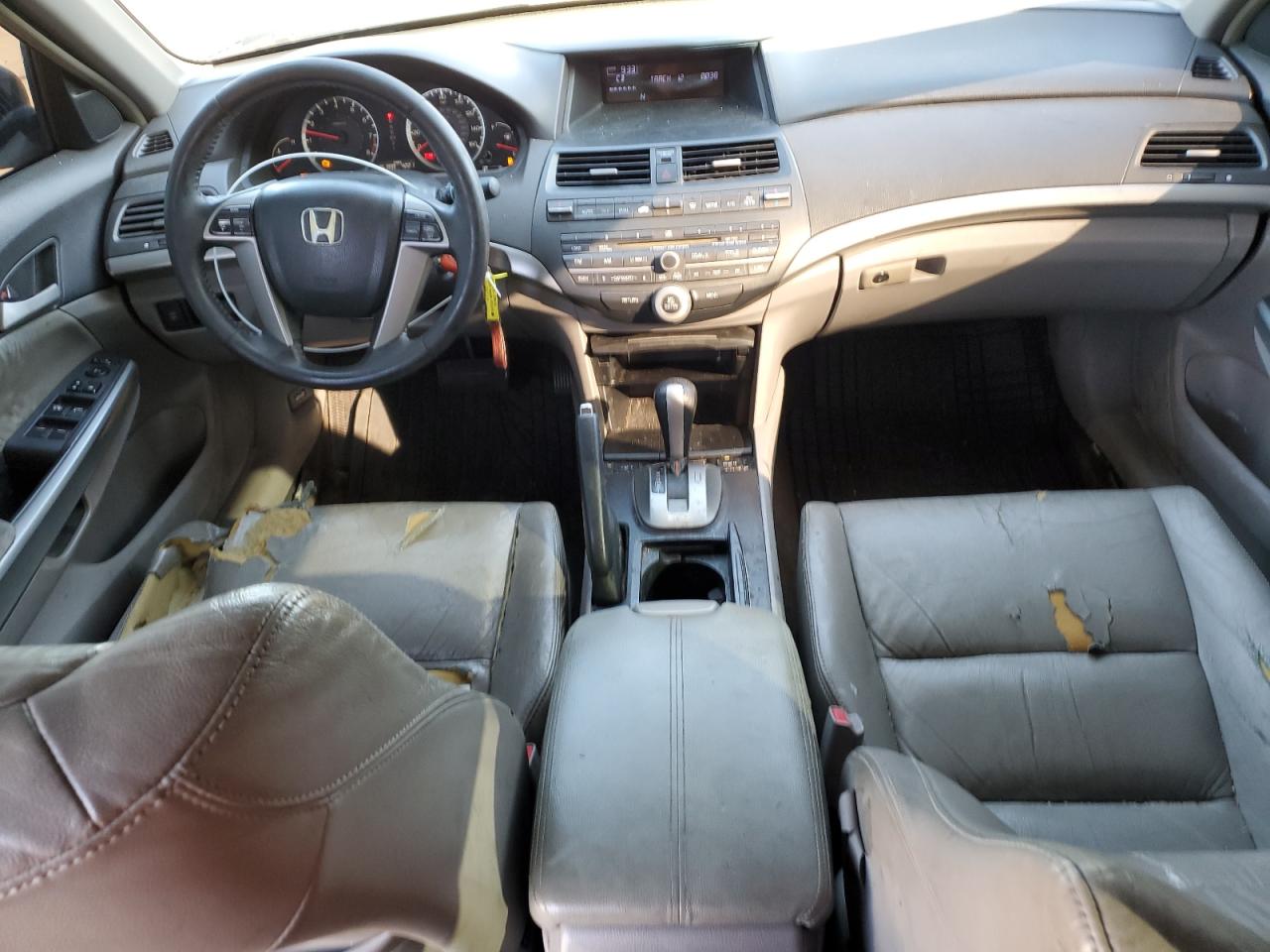 2009 Honda Accord - Image 8