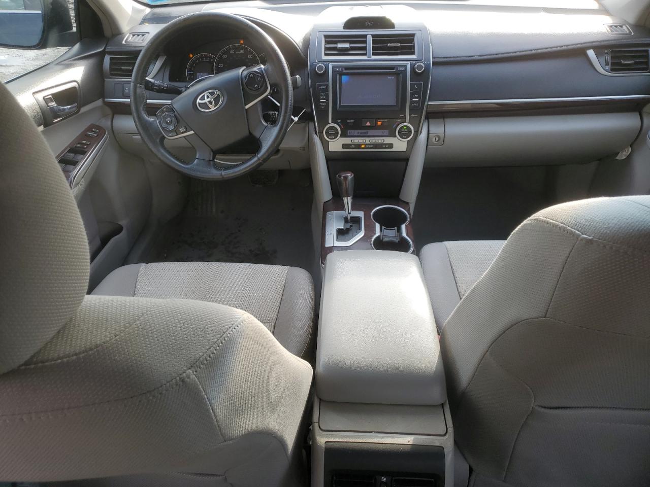 2012 Toyota Camry - Image 8